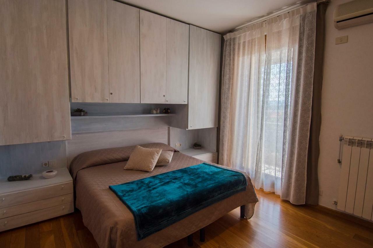 サンタ・テレーザ・ガッルーラ La Chicca Di Francesca Bed & Breakfast エクステリア 写真